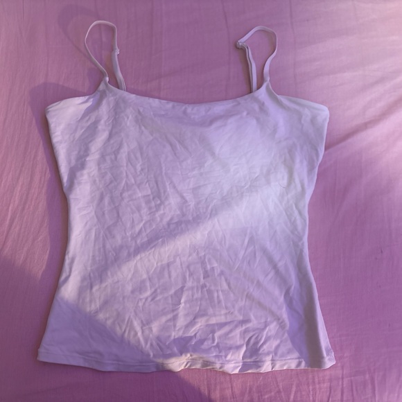White pumiey cami scoop top - Picture 1 of 3